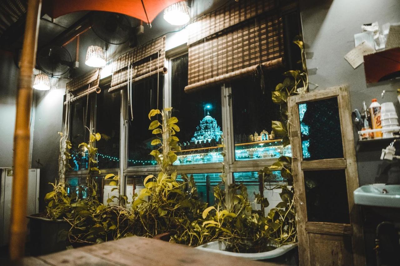 Motodorm Langkawi Hostel Kuah Exterior photo